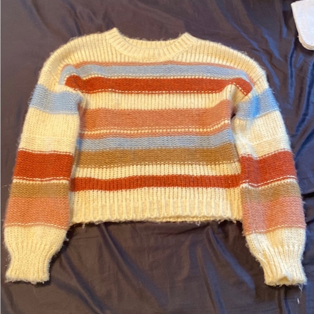Boutique Women’s Sweater Medium